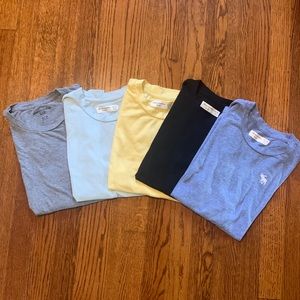 Lot of 5 Abercrombie short sleeve tee’s.